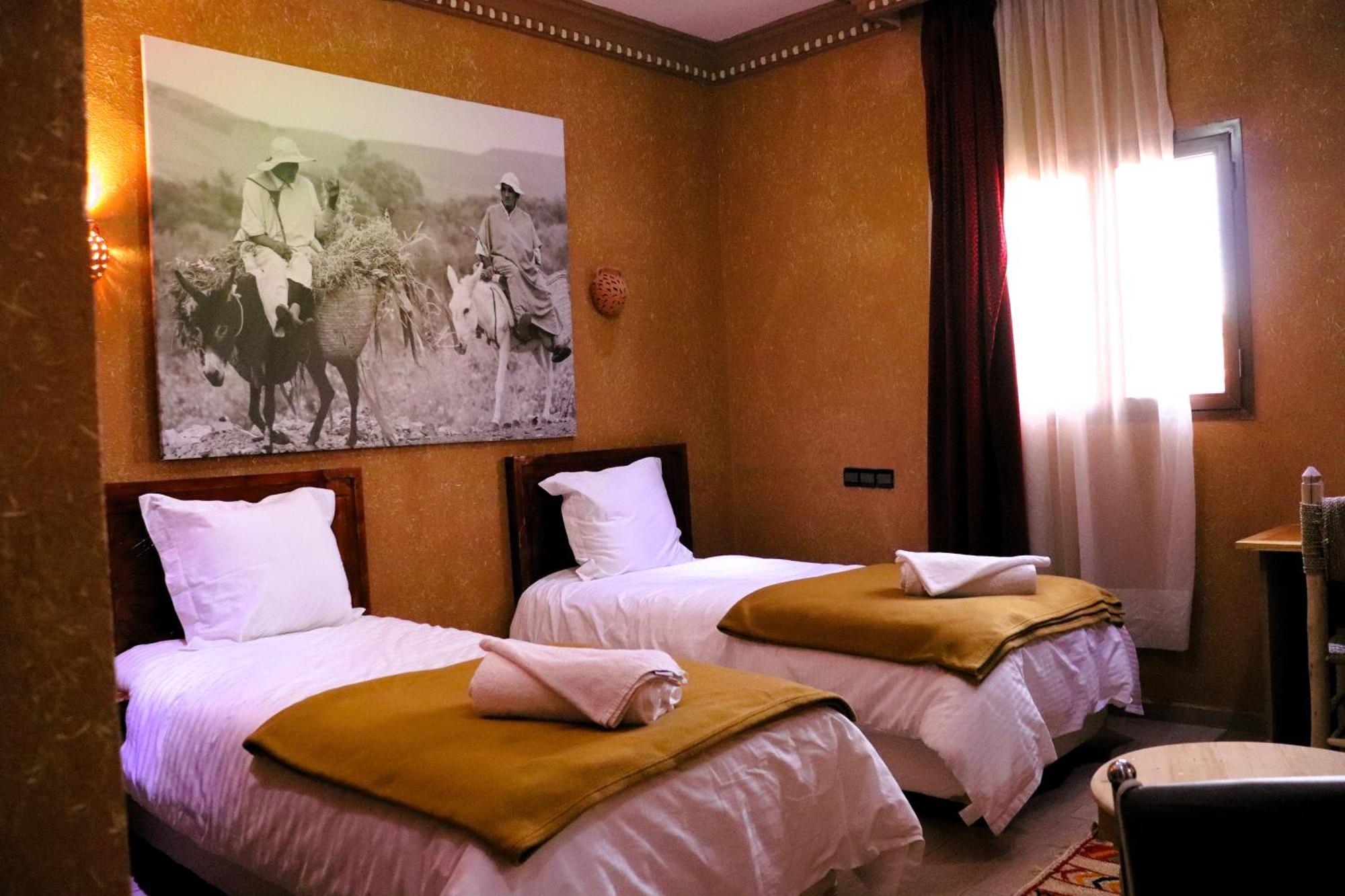 Riad Ait Ben Haddou エクステリア 写真