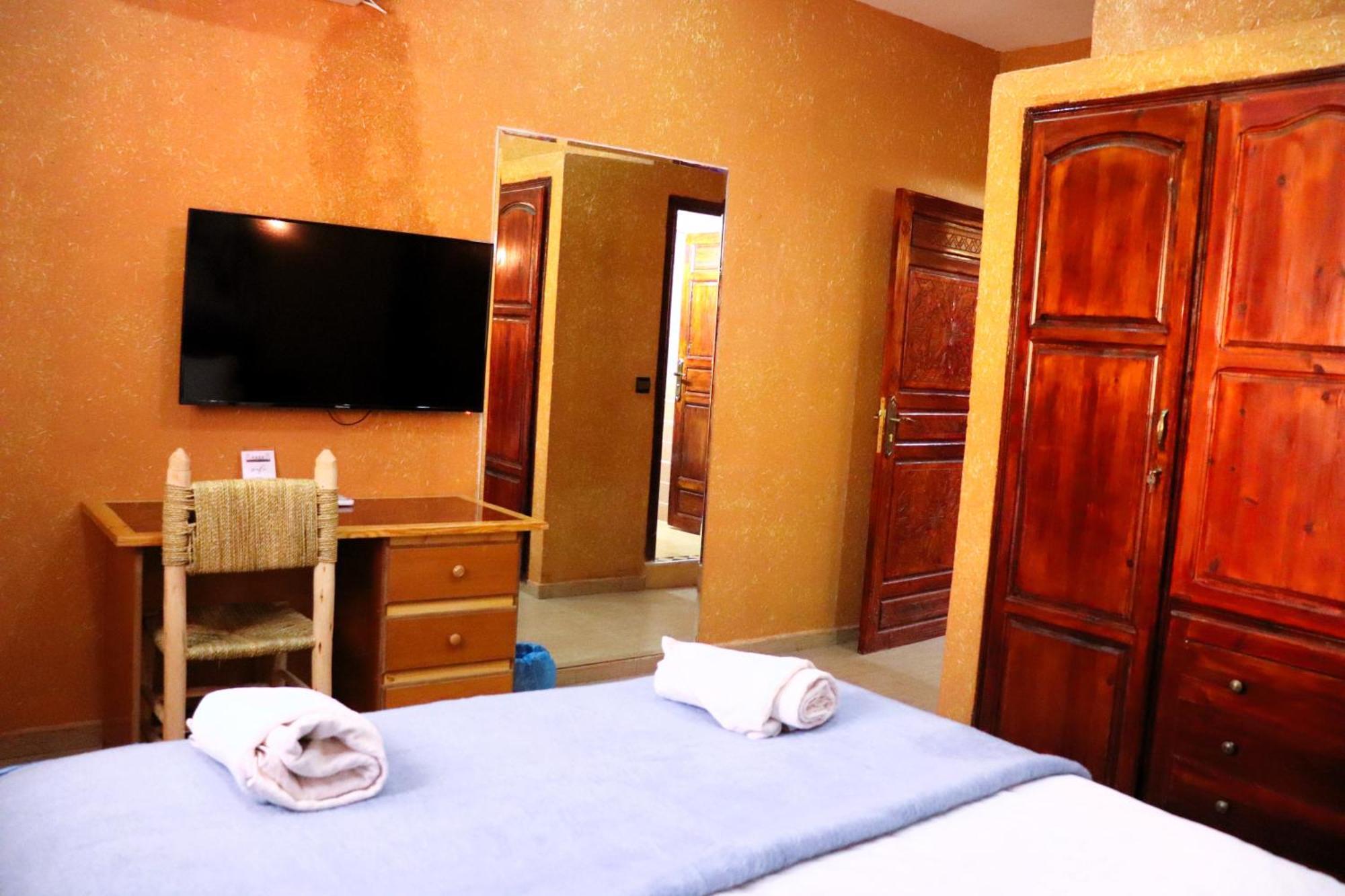 Riad Ait Ben Haddou エクステリア 写真