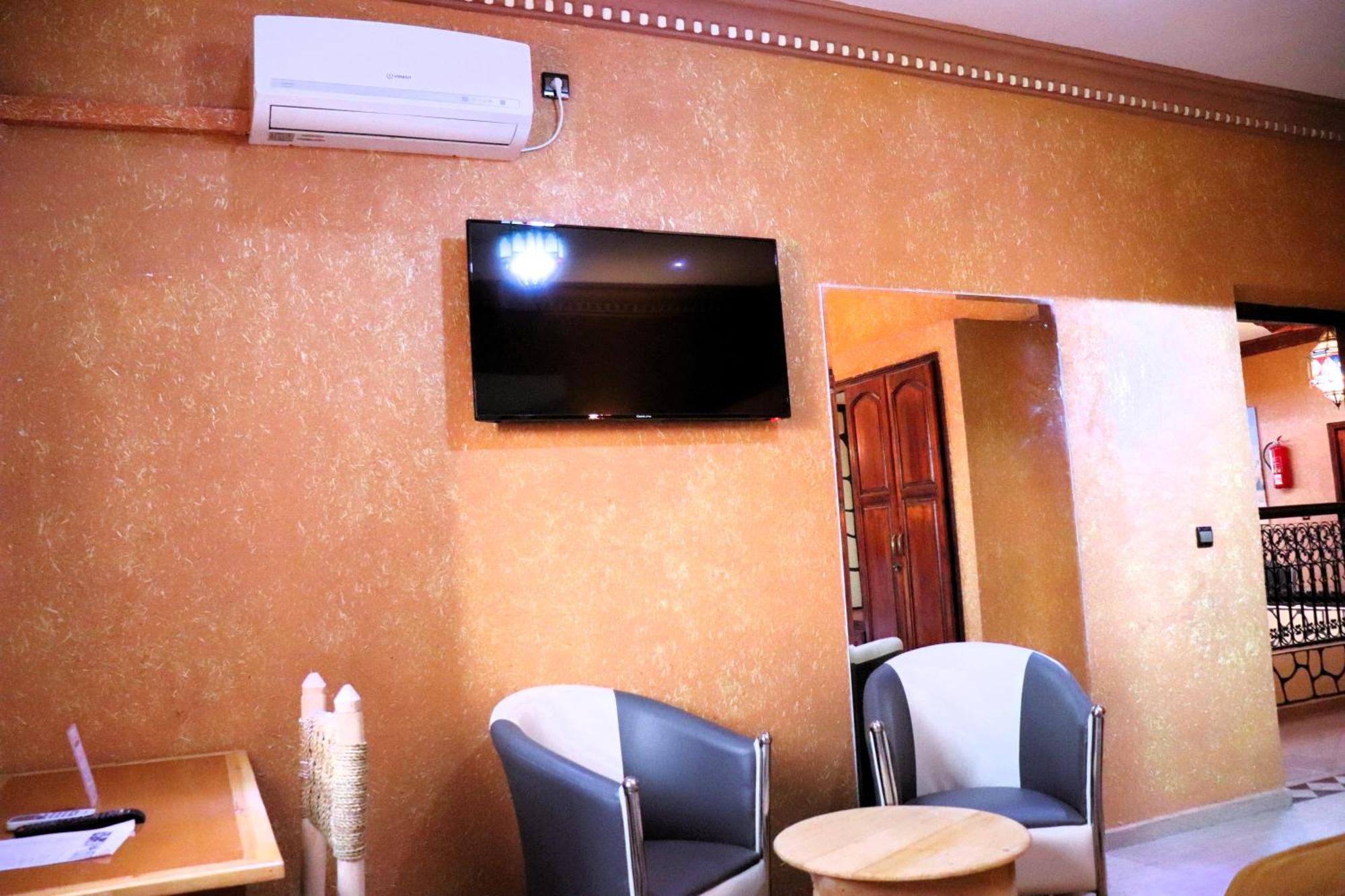 Riad Ait Ben Haddou エクステリア 写真